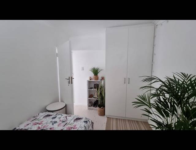 2 BEDROOM PROPERTY TO RENT IN WOODSTOCK